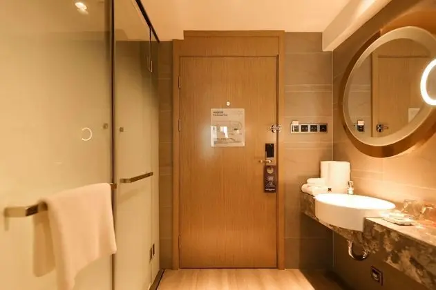 Deluxe Tek Büyük Yataklı Oda, Nehir Manzaralı