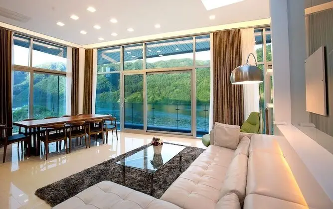 Çatı Katı Süiti (Penthouse)