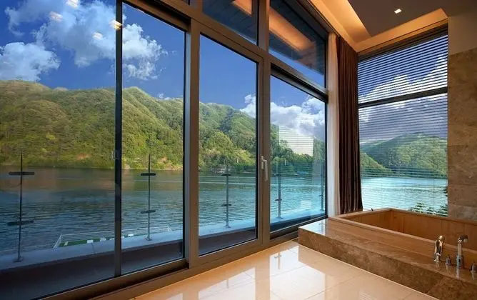 Çatı Katı Süiti (Penthouse)