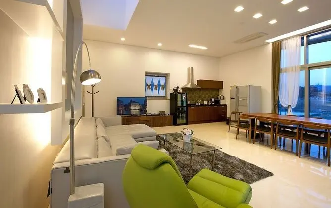 Çatı Katı Süiti (Penthouse)