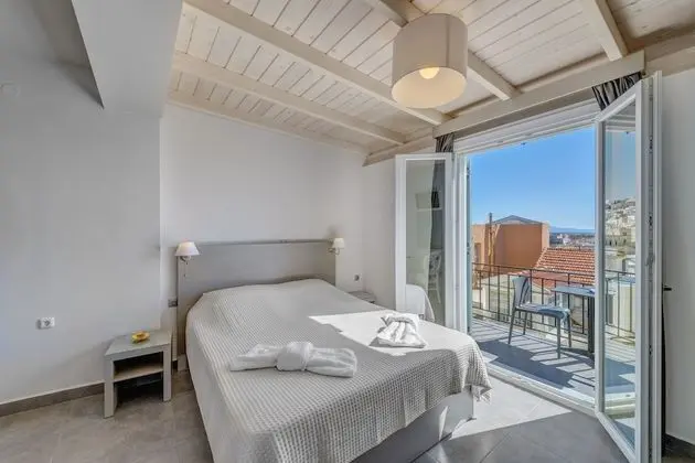 Deluxe Tek Büyük veya İki Ayrı Yataklı Oda, Balkon, Deniz Manzaralı (2nd floor)