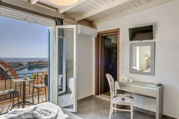 Deluxe Tek Büyük veya İki Ayrı Yataklı Oda, Balkon, Deniz Manzaralı (2nd floor)