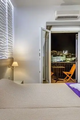 Deluxe Tek Büyük veya İki Ayrı Yataklı Oda, Balkon, Deniz Manzaralı (2nd floor)