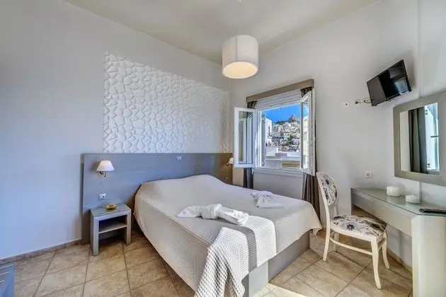 Deluxe Tek Büyük veya İki Ayrı Yataklı Oda, Balkon, Deniz Manzaralı (2nd floor)