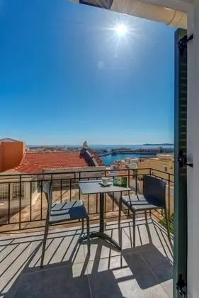 Deluxe Tek Büyük veya İki Ayrı Yataklı Oda, Balkon, Deniz Manzaralı (2nd floor)