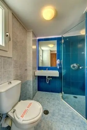 Tek Büyük veya İki Ayrı Yataklı Oda, Balkon, Şehir Manzaralı