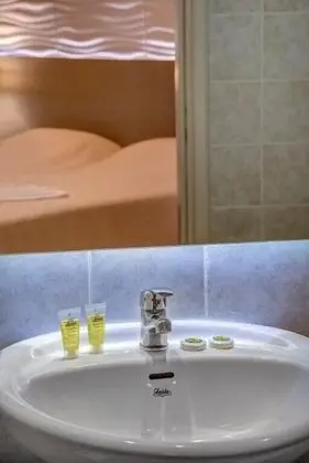 Tek Büyük veya İki Ayrı Yataklı Oda, Balkon, Şehir Manzaralı