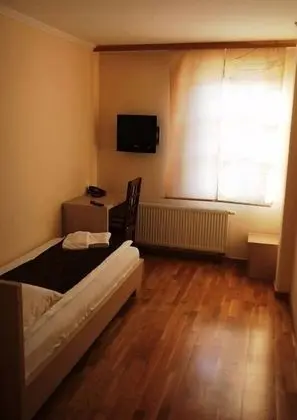 Tek Kişilik Oda