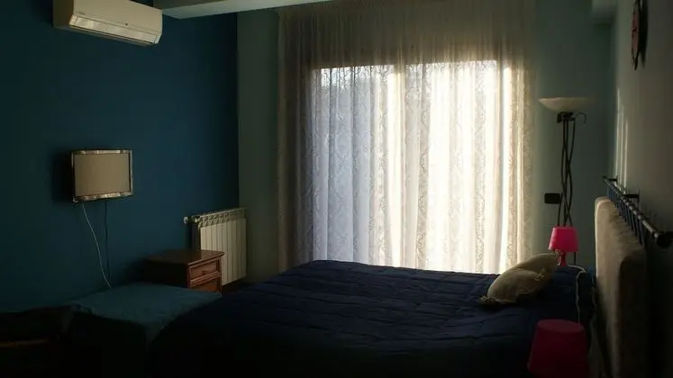 Comfort Tek Büyük Yataklı Oda (Azzurra)