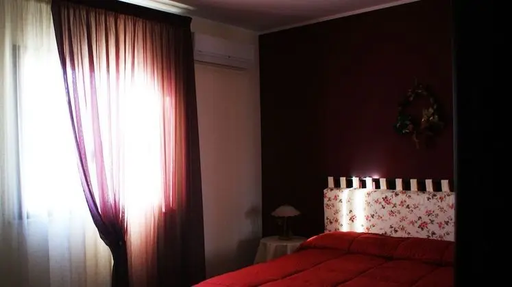 Tek Büyük Yataklı Oda (Bordeaux)