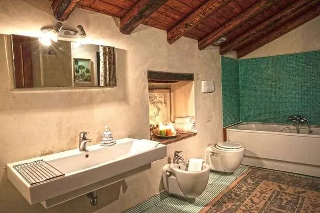 Classic Tek Büyük Yataklı Oda, 1 Büyük (Queen) Boy Yatak