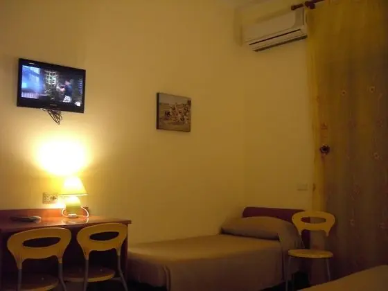 Standard Dört Kişilik Oda