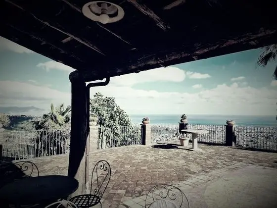 Villa, 4 Yatak Odası, Sigara İçilebilir, Şömine