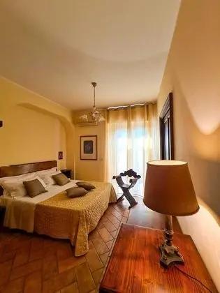 Villa, 4 Yatak Odası, Sigara İçilebilir, Şömine