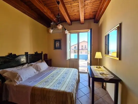 Villa, 4 Yatak Odası, Sigara İçilebilir, Şömine