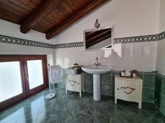 Villa, 4 Yatak Odası, Sigara İçilebilir, Şömine