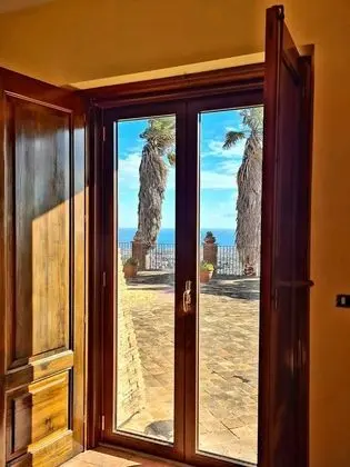 Villa, 4 Yatak Odası, Sigara İçilebilir, Şömine