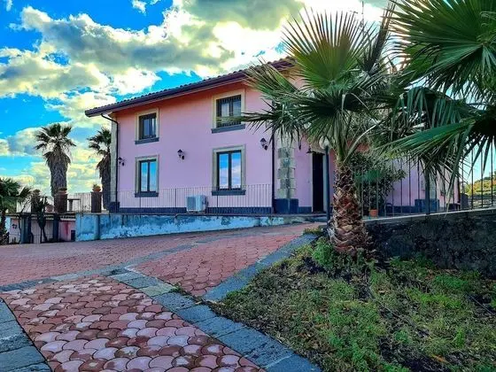 Villa, 4 Yatak Odası, Sigara İçilebilir, Şömine