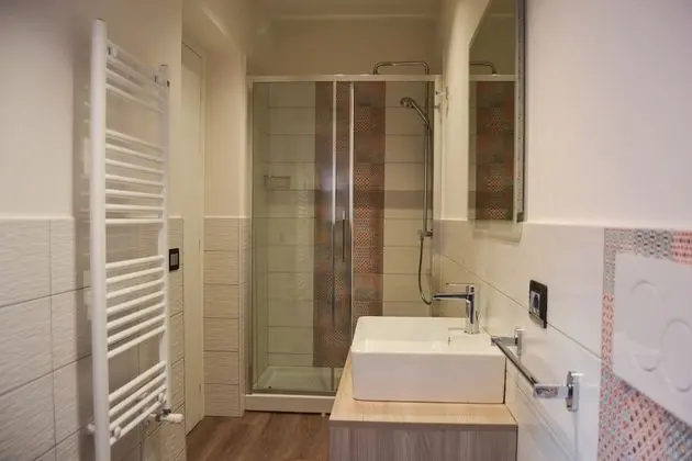 Luxury Tek Büyük Yataklı Oda, 1 Büyük (Queen) Boy Yatak, Balkon, Deniz Manzaralı