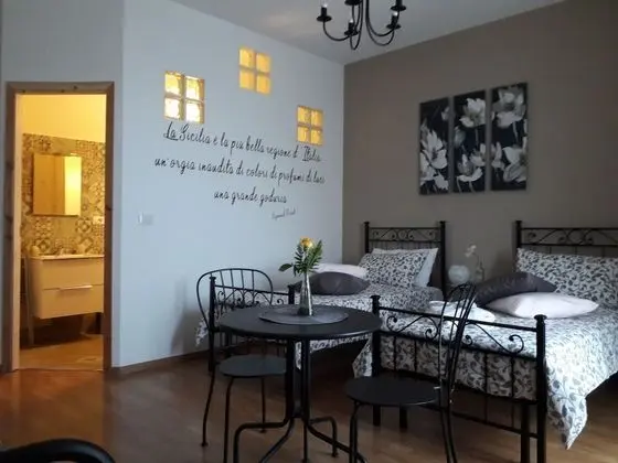 Tek Büyük veya İki Ayrı Yataklı Oda, Balkon (Levante)