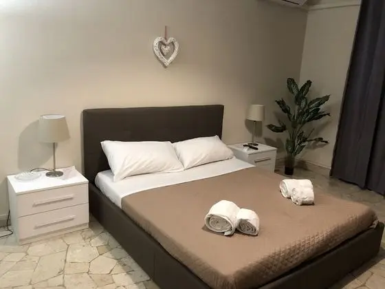 Classic Tek Büyük Yataklı Oda