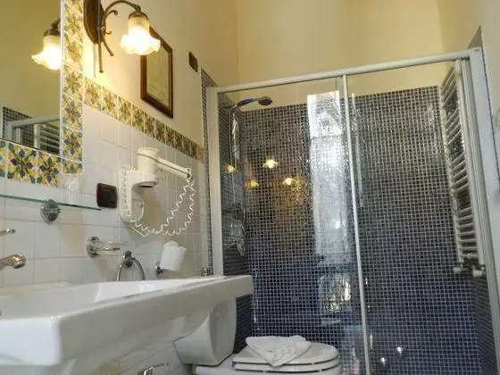 Exclusive Oda, 1 En Büyük (King) Boy Yatak