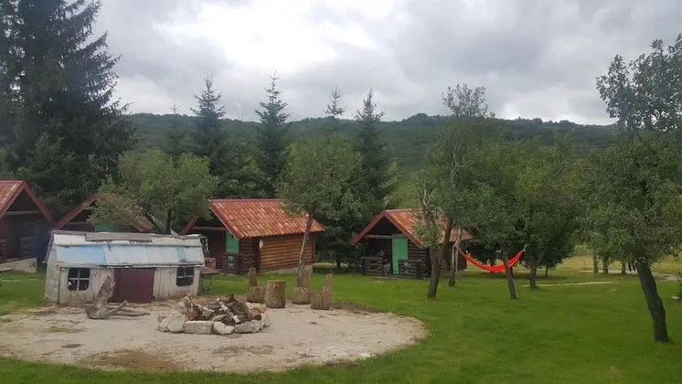 Classic Kulübe, Tepe Manzaralı