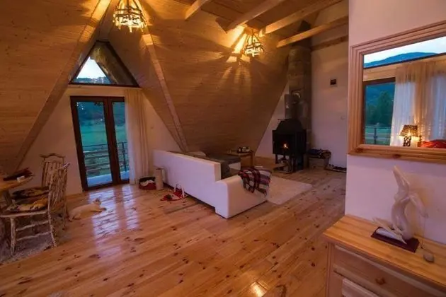 Panoramic Apart Daire, Tepe Manzaralı