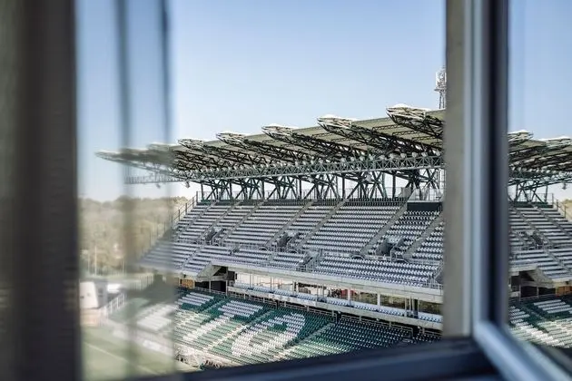 Superior Tek Büyük Yataklı Oda (with Stadium View)