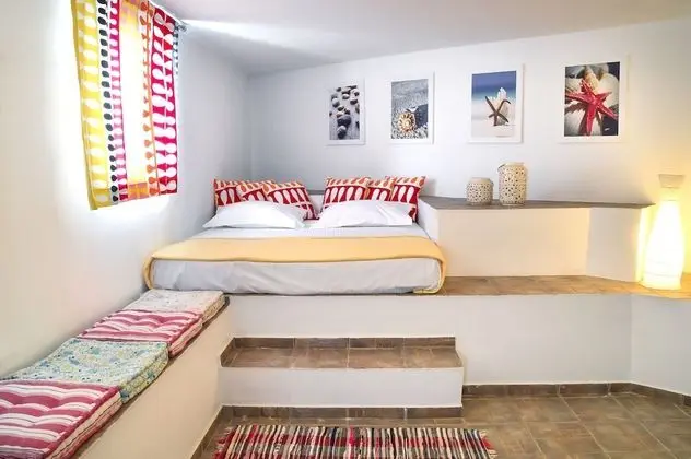 Villa, 5 Yatak Odası, Kişiye Özel Havuzlu, Deniz Manzaralı (1)