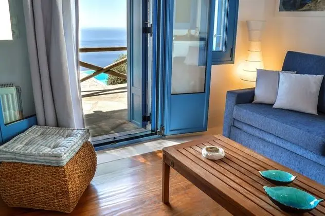 Villa, 5 Yatak Odası, Kişiye Özel Havuzlu, Deniz Manzaralı (1)