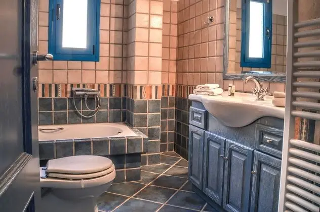 Villa, 5 Yatak Odası, Kişiye Özel Havuzlu, Deniz Manzaralı (2)