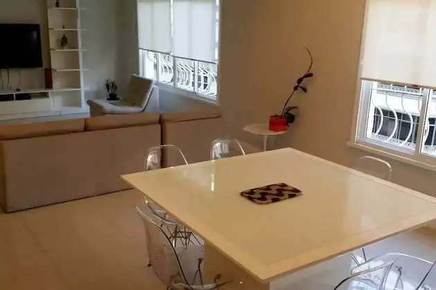 Deluxe Tek Büyük Yataklı Oda, Sigara İçilebilir