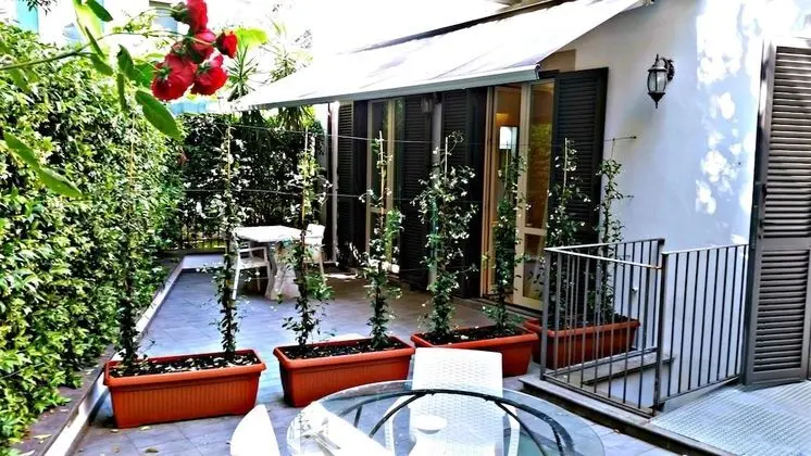 Deluxe Tek Büyük Yataklı Oda, Veranda