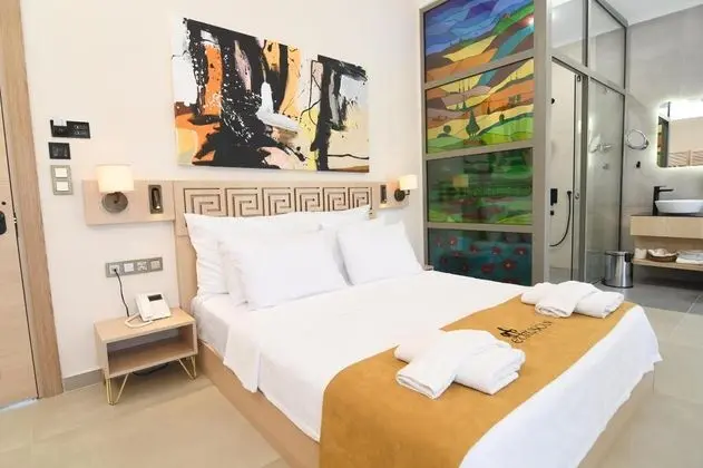 Deluxe Jakuzili Suite, Havuz Tarafı, Fransız Balkonlu