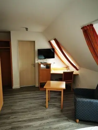 Traditional İki Ayrı Yataklı Oda
