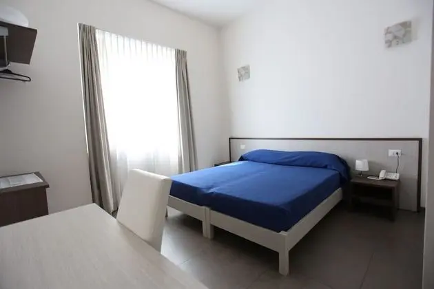 Tek Büyük veya İki Ayrı Yataklı Oda