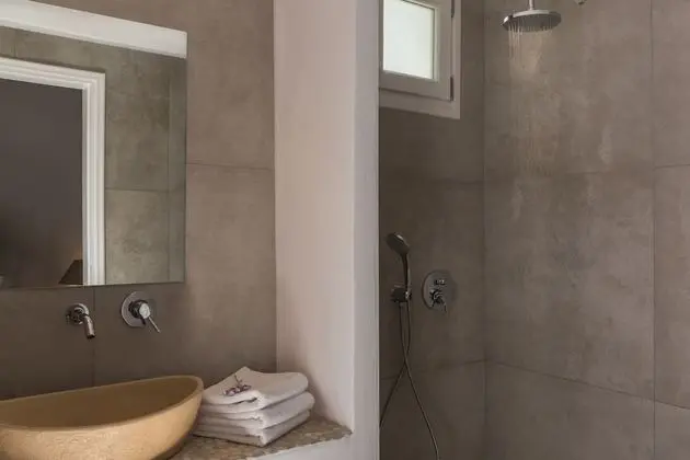 Ev (For 3)
