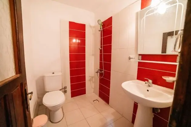 Standard Tek Büyük veya İki Ayrı Yataklı Oda