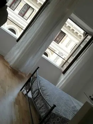 Tek Büyük Yataklı Oda, Park Manzaralı