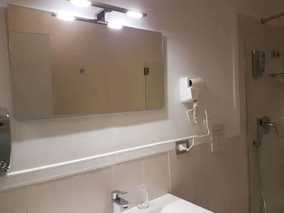 Tek Büyük Yataklı Oda, Park Manzaralı