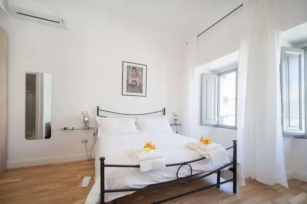 Üç Kişilik Oda, Park Manzaralı