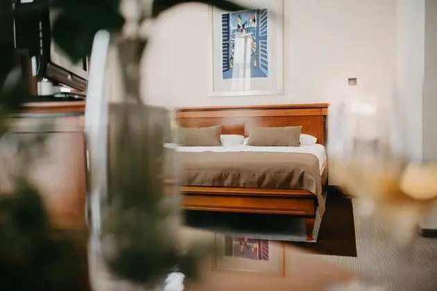 Premium Tek Büyük Yataklı Oda