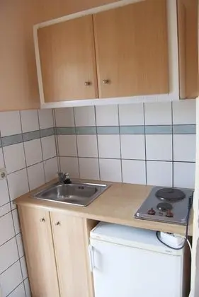 Standard Tek Büyük Yataklı Oda, Havuz Manzaralı