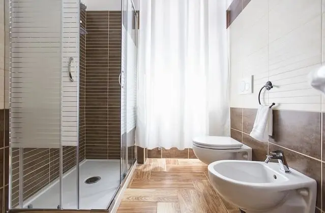 Villa, Özel Banyo (Villa Eugenie)