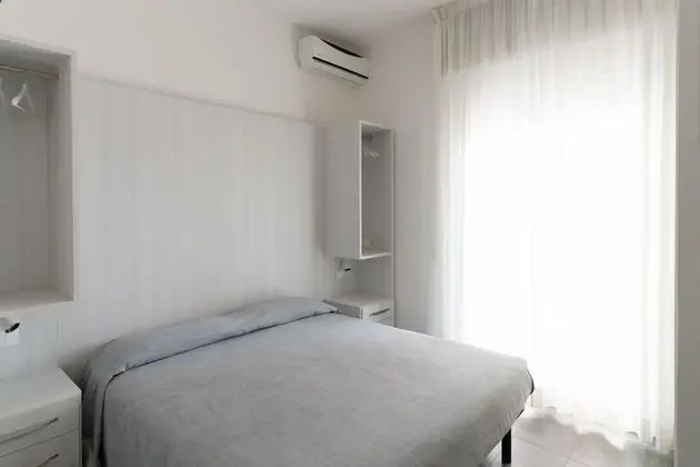 Büyük Yataklı Tek Kişilik Oda, 1 Yatak Odası