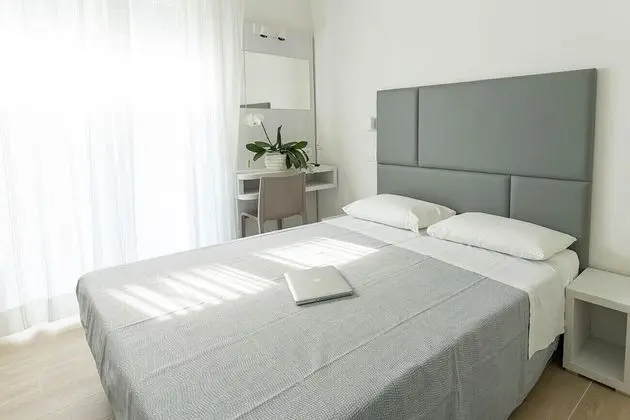 Tek Büyük veya İki Ayrı Yataklı Oda, Balkon