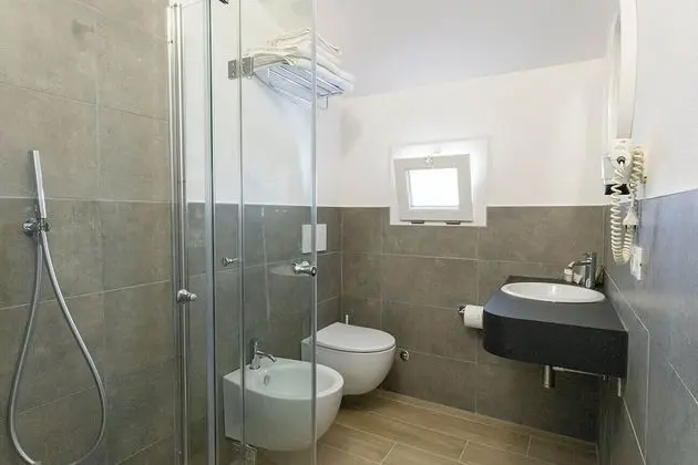 Tek Büyük veya İki Ayrı Yataklı Oda, Balkon