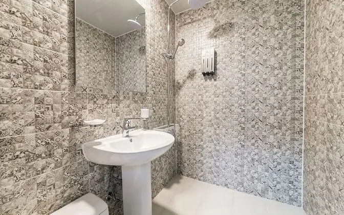 Oda (Standard (Netflix Disney + Apple tv T)