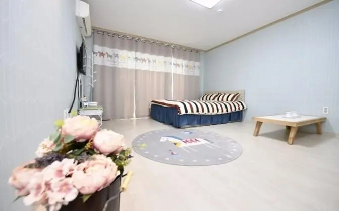 Oda (Couple Room 202)